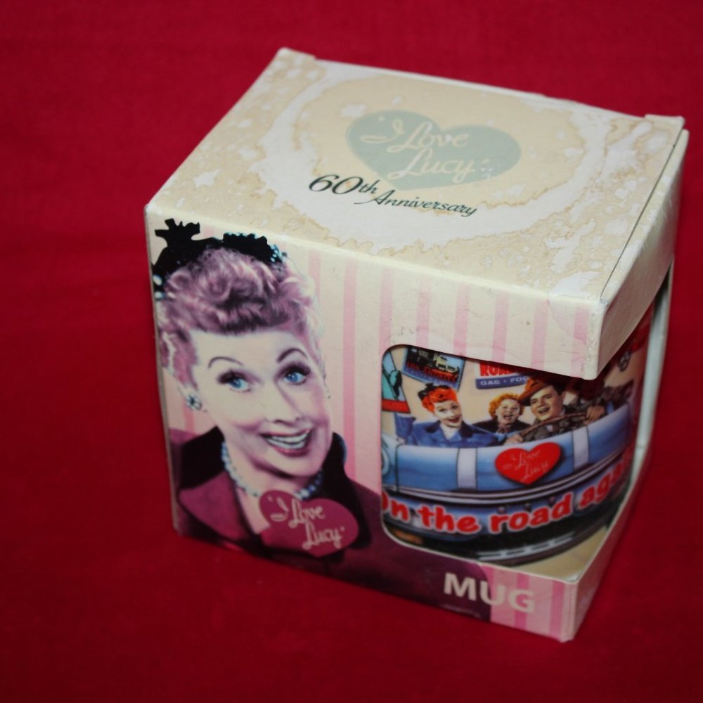 "I   LOVE   LUCY" 60th ANNAVERSARY MUG NWT